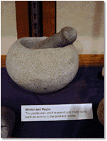 Steatite mortar and pestle