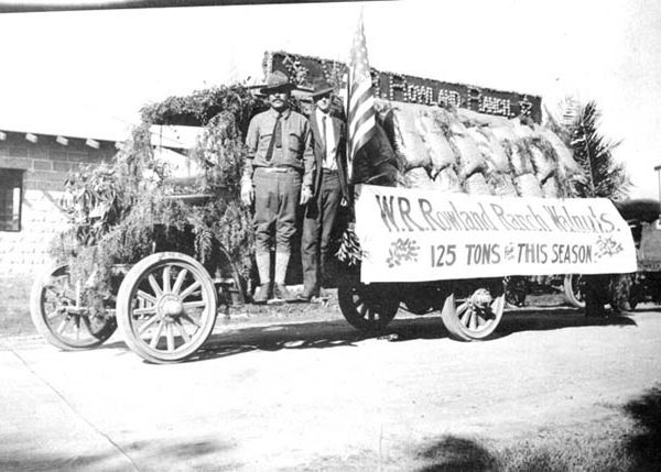 W. R. Rowland Ranch parade float