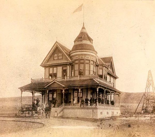 Hotel Rowland in La Puente